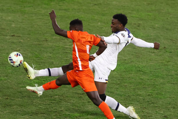 成为舆论的 成为舆论的